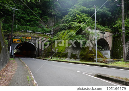 小坪隧道 名越隧道 小坪隧道 名越隧道 105166579