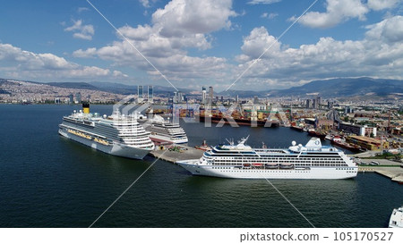 A view of the 3 cruise ships arriving at the port of Izmir a view of the city from the air. 105170527