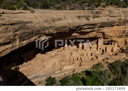 Sunny view of the historical Cliff Palace in Mesa Verde National Park 105171409