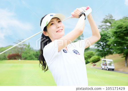 Women playing golf Women playing golf 105171429