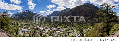 Sunny high angle view of the Ouray town Sunny high angle view of the Ouray town 105171520