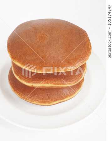 Dorayaki (three pieces) 105174847