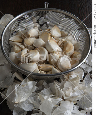 Garlic 105174994