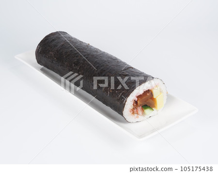 Eho-maki thick roll sushi 105175438