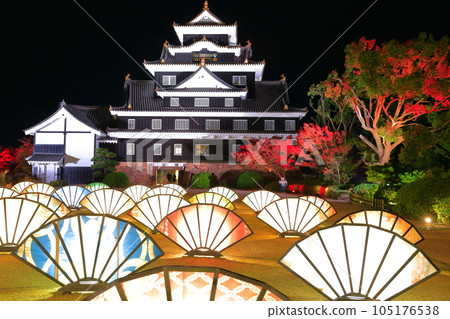 [岡山縣]岡山城和扇子的燈飾（令和大修後） 105176538