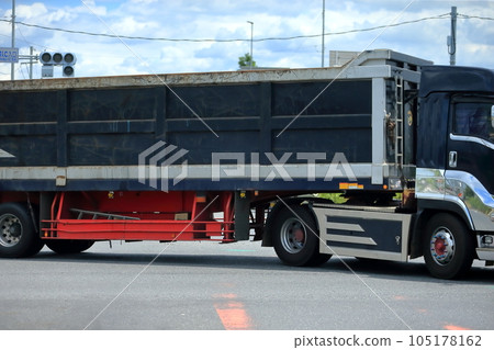 right turn trailer right turn trailer 105178162