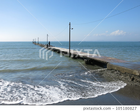 Okamoto Pier (Haraoka Pier) on Haraoka Beach in Tomiura Town, Minamiboso City Okamoto Pier (Haraoka Pier) on Haraoka Beach in Tomiura Town, Minamiboso City 105180827
