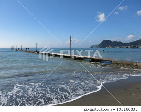 Okamoto Pier (Haraoka Pier) on Haraoka Beach in Tomiura Town, Minamiboso City 105180833