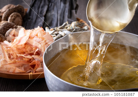 take Japanese soup stock take Japanese soup stock 105181087