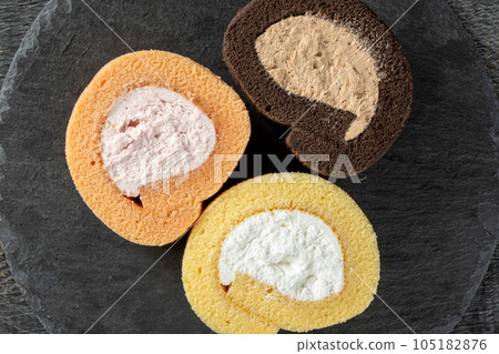 Roll cake assortment 105182876