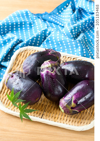 Mizunasu eggplant served in a strainer (produced in Wakayama Prefecture) Mizunasu eggplant served in a strainer (produced in Wakayama Prefecture) 105183468