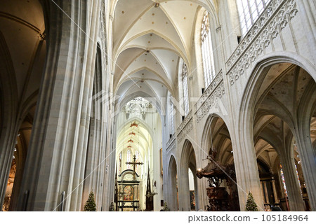 Antwerp Cathedral of Our Lady vaulted from nave and altar 105184964