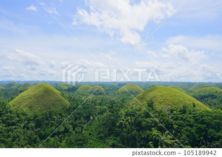 chocolate hills, bohol island, philippines chocolate hills, bohol island, philippines 105189942