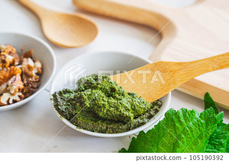 blue perilla genovese sauce 105190392