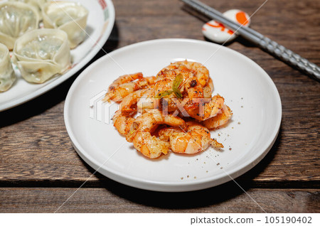 Vannamei Garlic Butter Shrimp 105190402