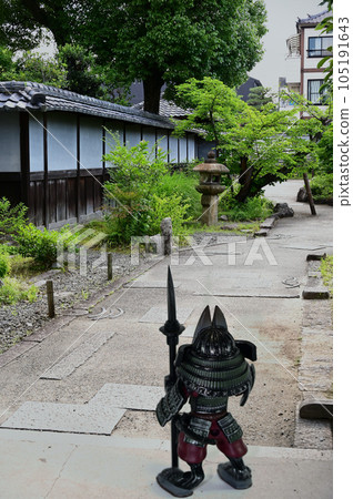 Shoseien Garden and armored warriors Shoseien Garden and armored warriors 105191643