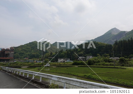 北九州市平尾台附近的小倉礦業石灰石採礦廠 北九州市平尾台附近的小倉礦業石灰石採礦廠 105192011