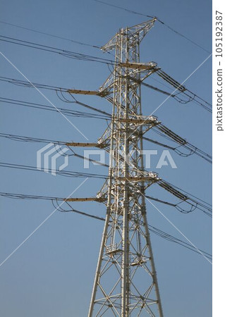 Steel tower towering in the blue sky (Ichikawa City, Chiba Prefecture) Steel tower towering in the blue sky (Ichikawa City, Chiba Prefecture) 105192387