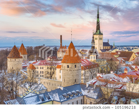Evening view of Tallinn, Estonia / Tallinn, Estonia Evening view of Tallinn, Estonia / Tallinn, Estonia 105196218