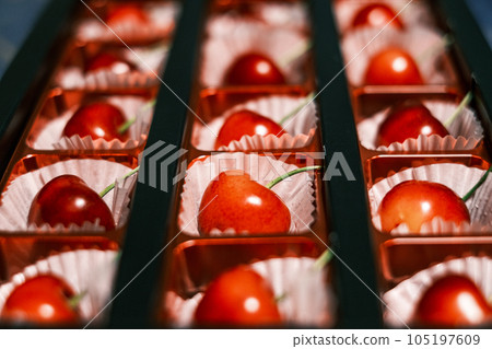 【#Fruits】Premium cherries packed in a box 【#Fruits】Premium cherries packed in a box 105197609