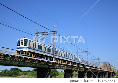 東武野田線 8000 系列列車 105202223