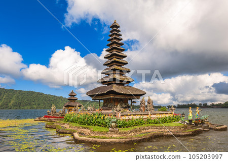 Pura Ulun Danu Bratan, a Hindu Shaivite temple in Bali, Indonesia. 105203997