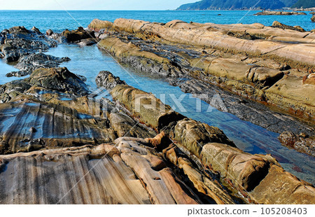Coastal scenery of Ashizuri Misaki Tatsukushi 105208403