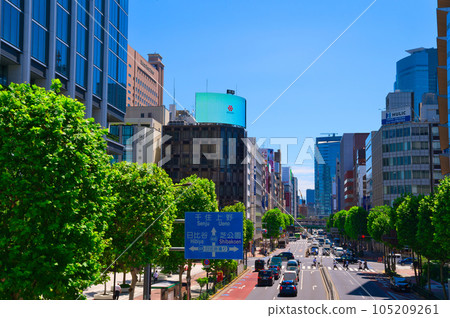[東京] 8月，日比谷通、新橋車站建築區景觀《國道405號線》 105209261