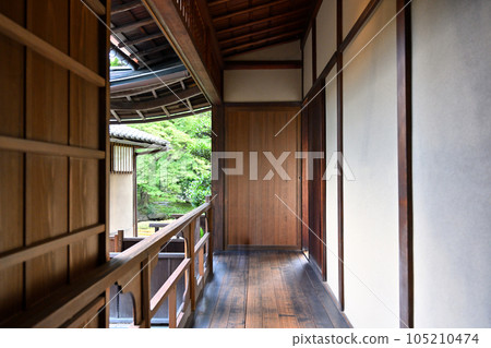 Corridor of an old private house in the Edo period Corridor of an old private house in the Edo period 105210474