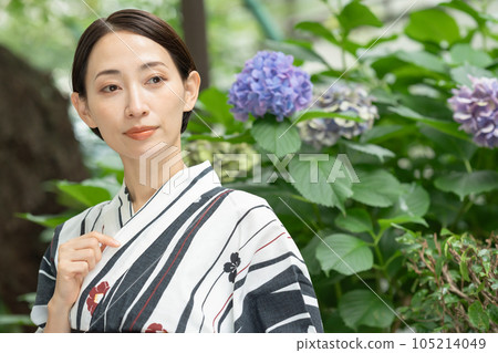 Yukata middle-aged women Yukata middle-aged women 105214049