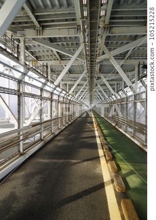 島波海道因島大橋風景（人行道/自行車道） 105215228