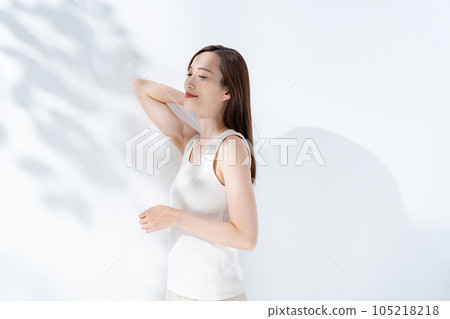 長頭髮的護髮女人 105218218
