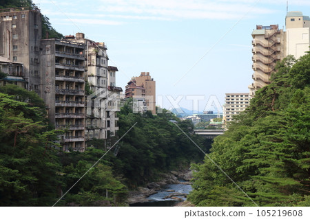 鬼怒川溫泉村鬼怒溪谷酒店遺址 從平龍瀧見橋（吊橋）眺望 105219608