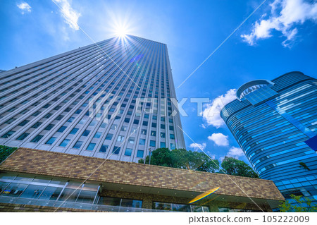 Tokyo cityscape in Japan Strong summer sunlight pours down ... Ikebukuro's Sunshine 60 etc. = July 23 105222009
