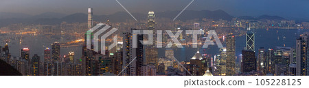 Panoramic view of Kowloon and Victoria Harbour in Hong Kong 105228125
