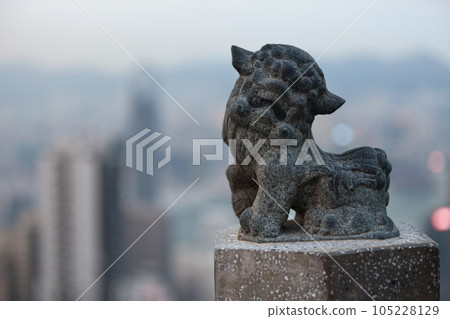 Chinese Lion at Victoria Peak in Hong Kong 105228129