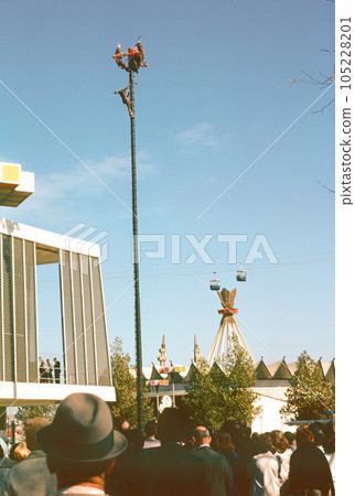 Pictures of the worlds fair at Flushing Meadows-Corona Park in Queens, New York City in 1964 105228201