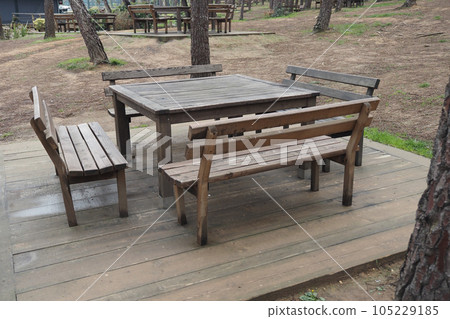 Close-up of a wooden picnic table in istanbul  105229185