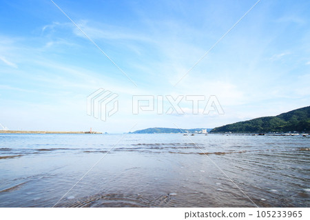 Blue sky and blue sea at Izu Usami Port Blue sky and blue sea at Izu Usami Port 105233965
