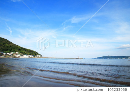 Blue sky and blue sea at Izu Usami Port Blue sky and blue sea at Izu Usami Port 105233966