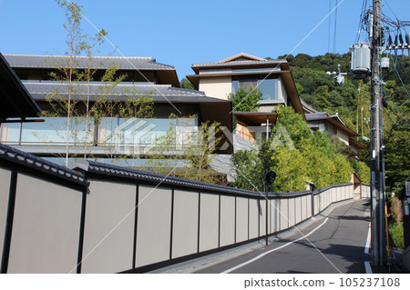 Kyoto townscape Ninenzaka (Ninenzaka) Park Hyatt Kyoto Higashimen Kyoto townscape Ninenzaka (Ninenzaka) Park Hyatt Kyoto Higashimen 105237108