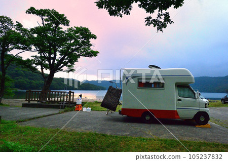 Van Life Akagi Lake Onuma Sunset Van Life Akagi Lake Onuma Sunset 105237832