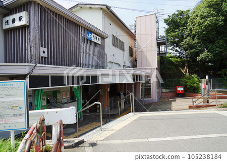 Scenery of JR West Hanwa Line Asaka Station 105238184