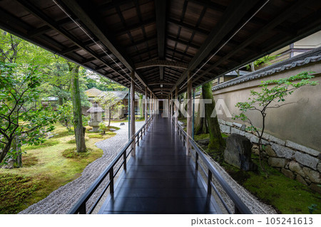 王梅院的走廊和正院 王梅院的走廊和正院 105241613