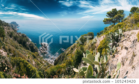 Tossa De Mar, Girona, Spain. Balearic Sea. Spring Spanish Nature With Summer Rocky Landscape And Seascape 105243420