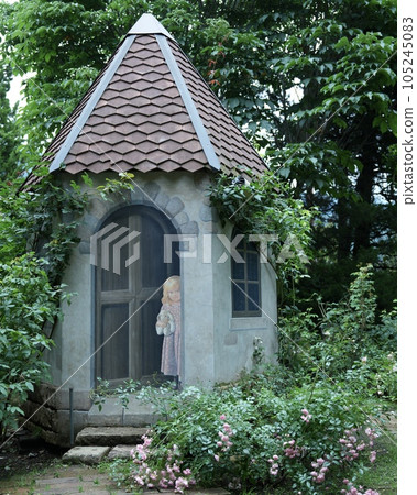 森林裡的童話世界建築 105245083