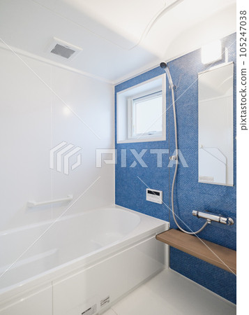 Clean bathroom in new house Clean bathroom in new house 105247038