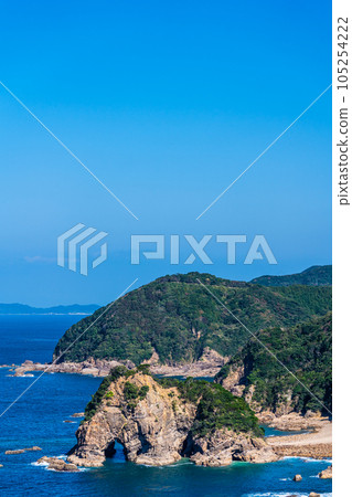 妙肯浦穴口岩（象岩）[熊本縣天草市] 105254222