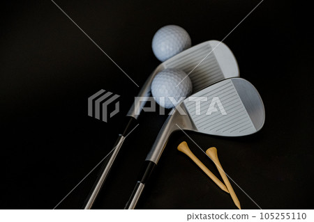 高爾夫球桿高爾夫裝備運動黑色背景特寫素材 105255110