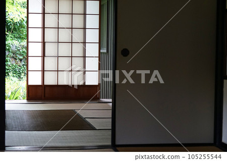Japanese Style Room with Shoji Japanese Style Room with Shoji 105255544